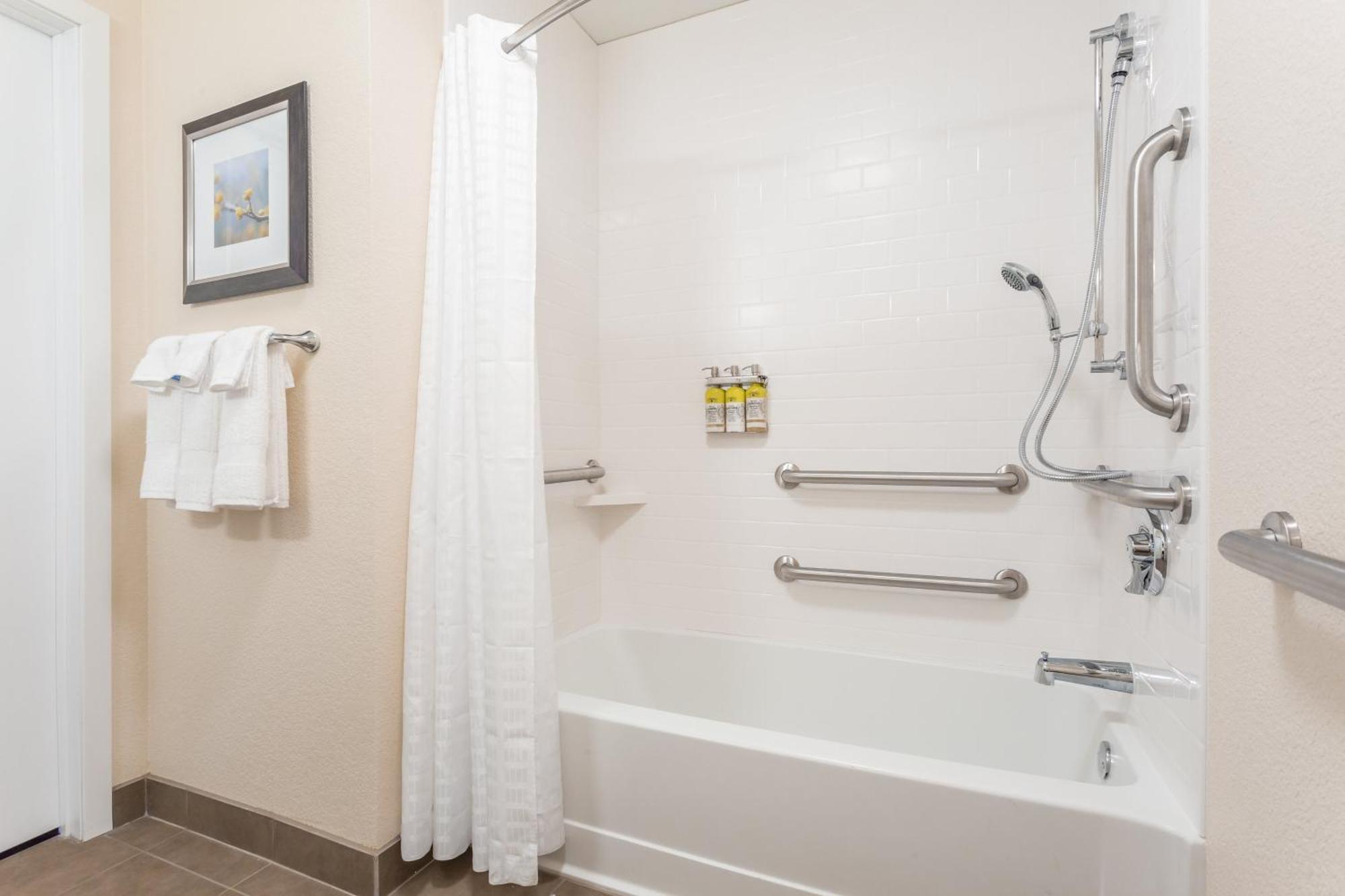Candlewood Suites Eau Claire I-94 By Ihg Luaran gambar